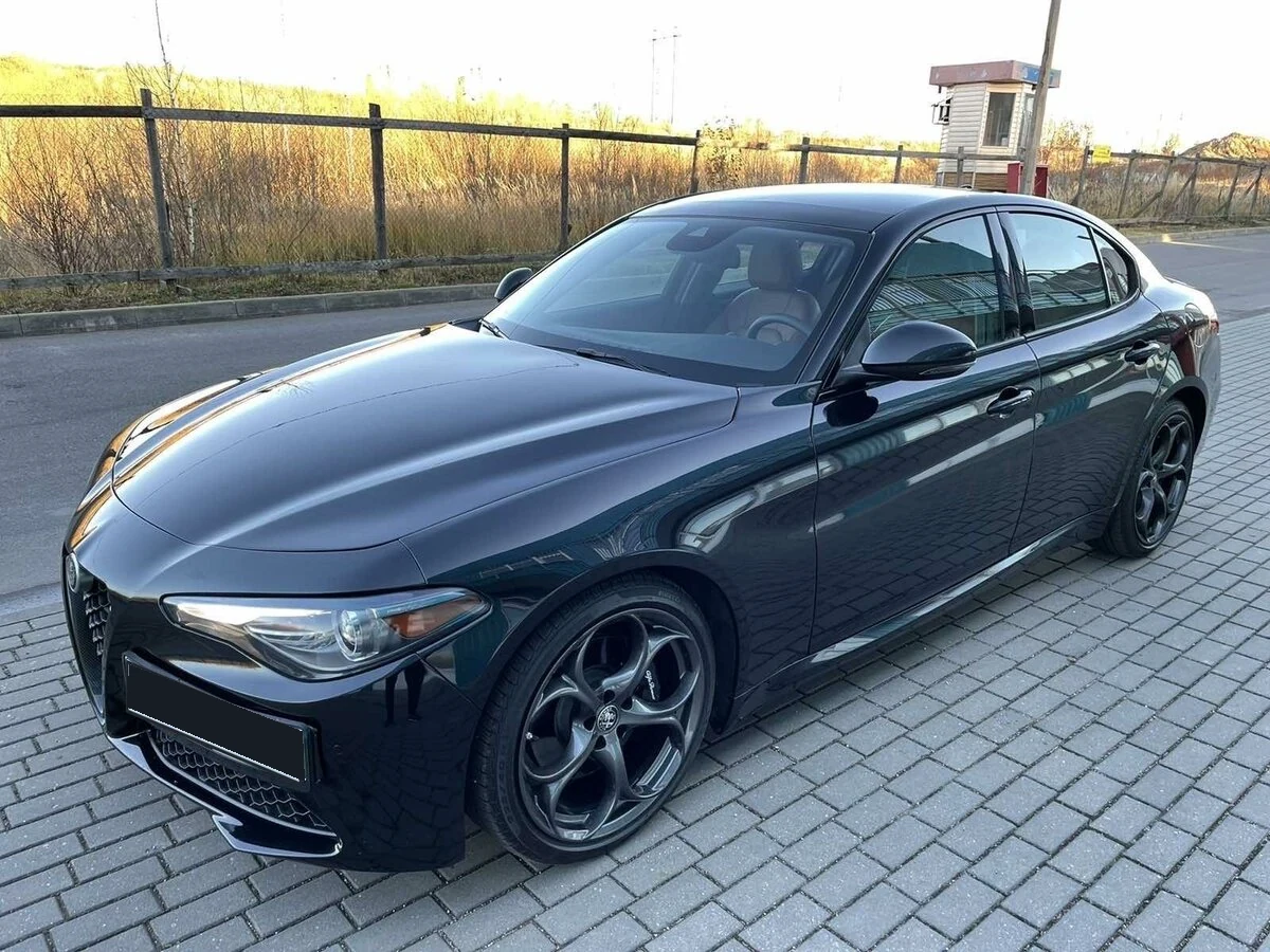 Внешний вид автомобиля — ALFA ROMEO GIULIA