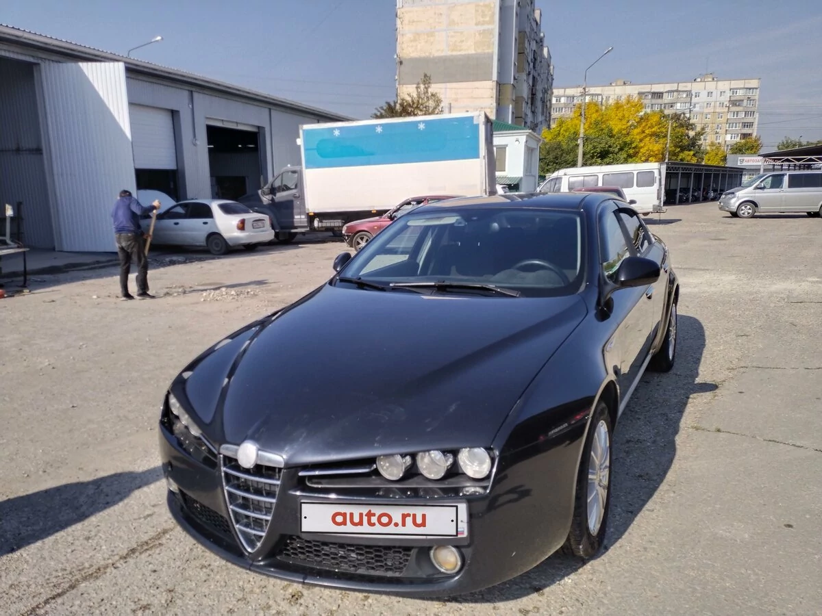 Внешний вид автомобиля — ALFA ROMEO 159