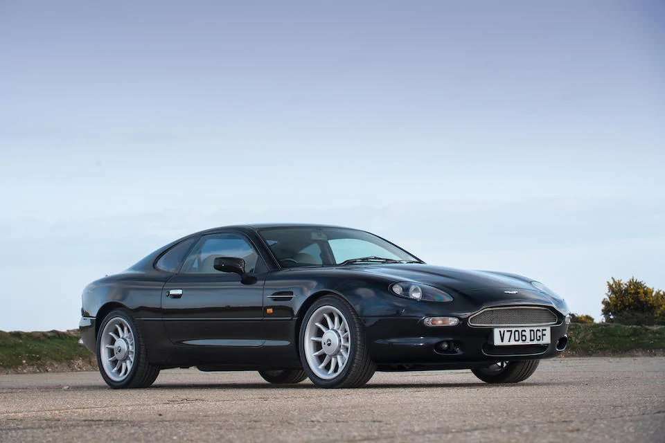 Внешний вид автомобиля — ASTON MARTIN DB7