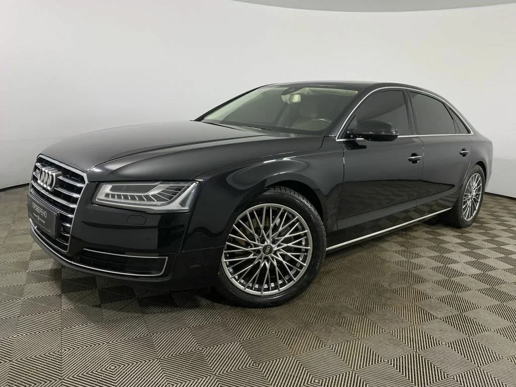 Внешний вид автомобиля — AUDI A8