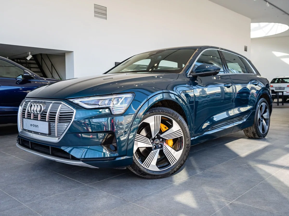 Внешний вид автомобиля — AUDI E-TRON