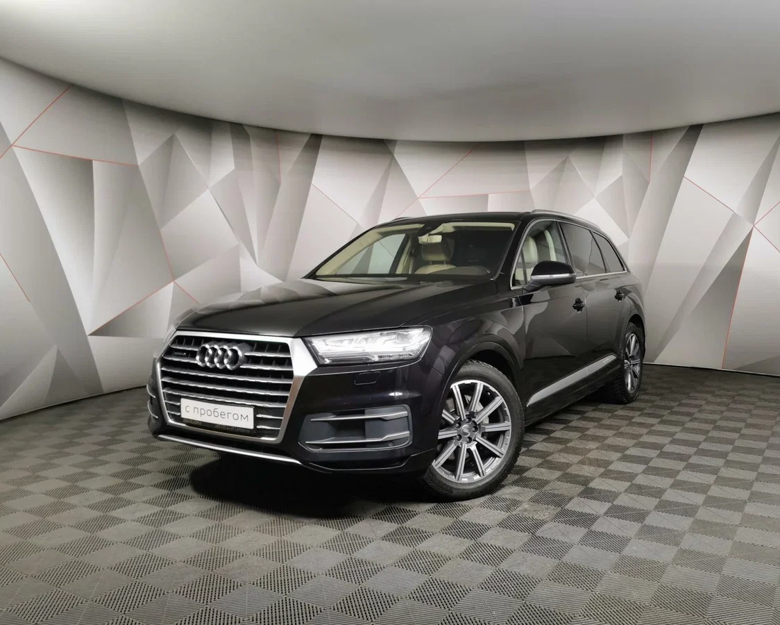 Внешний вид автомобиля — AUDI Q7