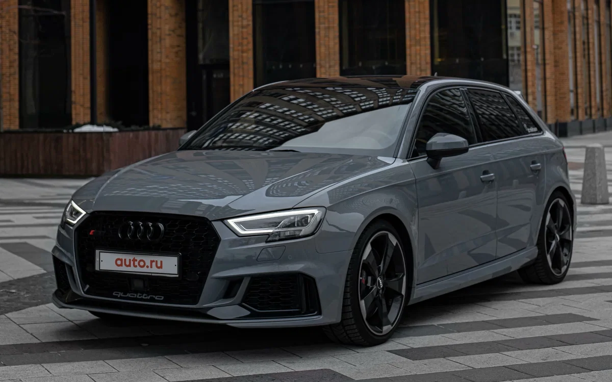 Внешний вид автомобиля — AUDI RS3