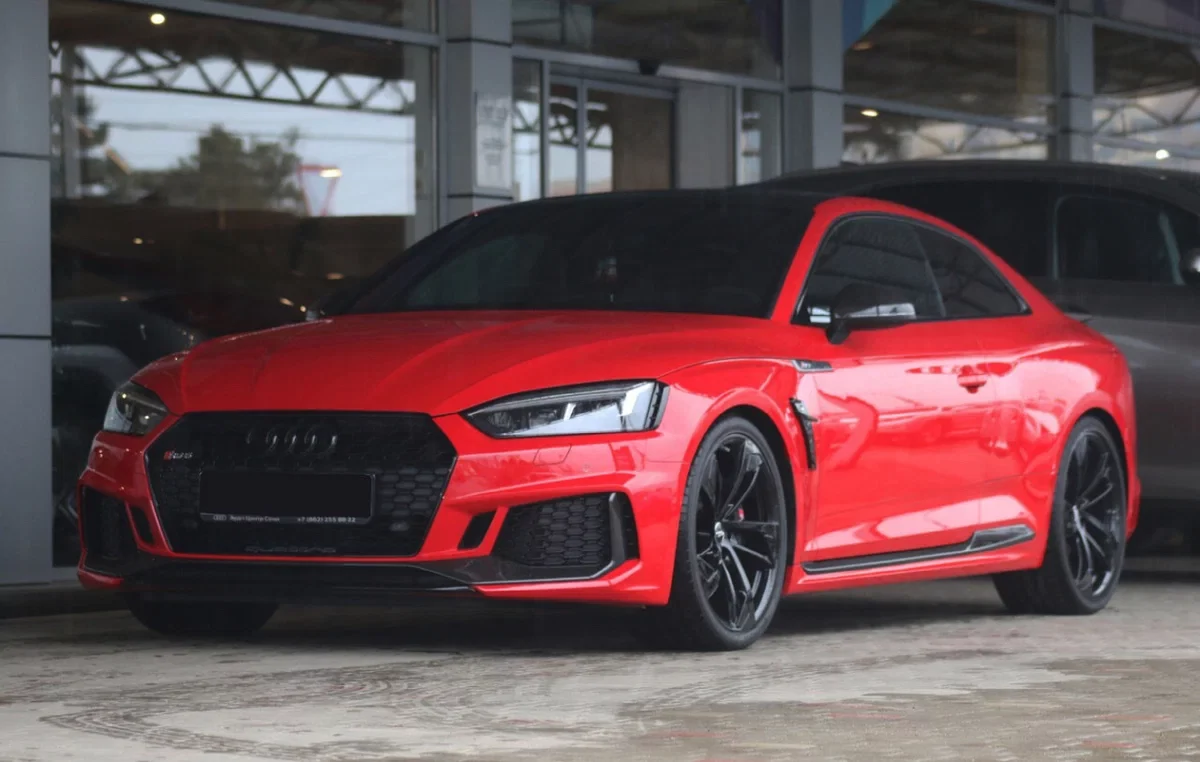 Внешний вид автомобиля — AUDI RS5
