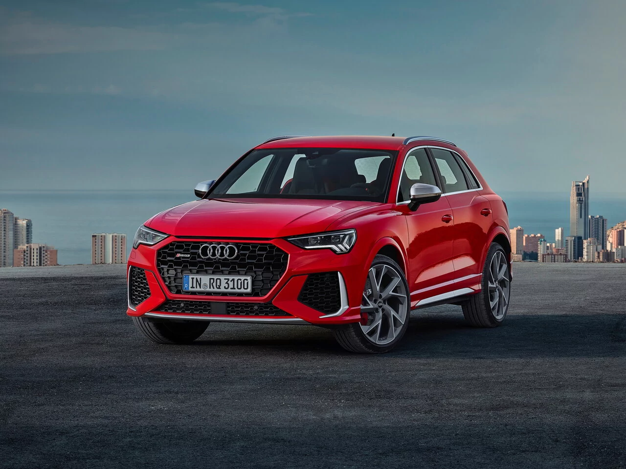 Внешний вид автомобиля — AUDI RSQ3