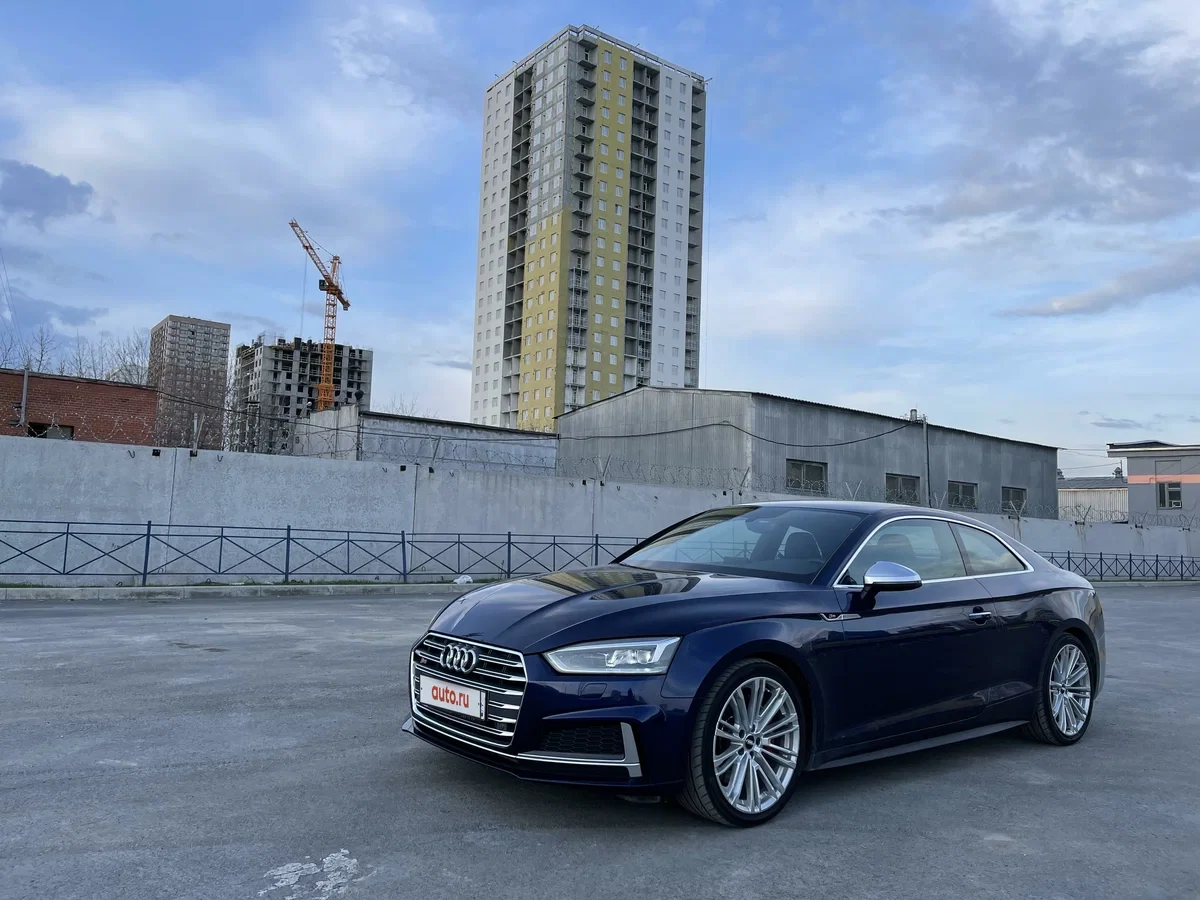 Внешний вид автомобиля — AUDI S5