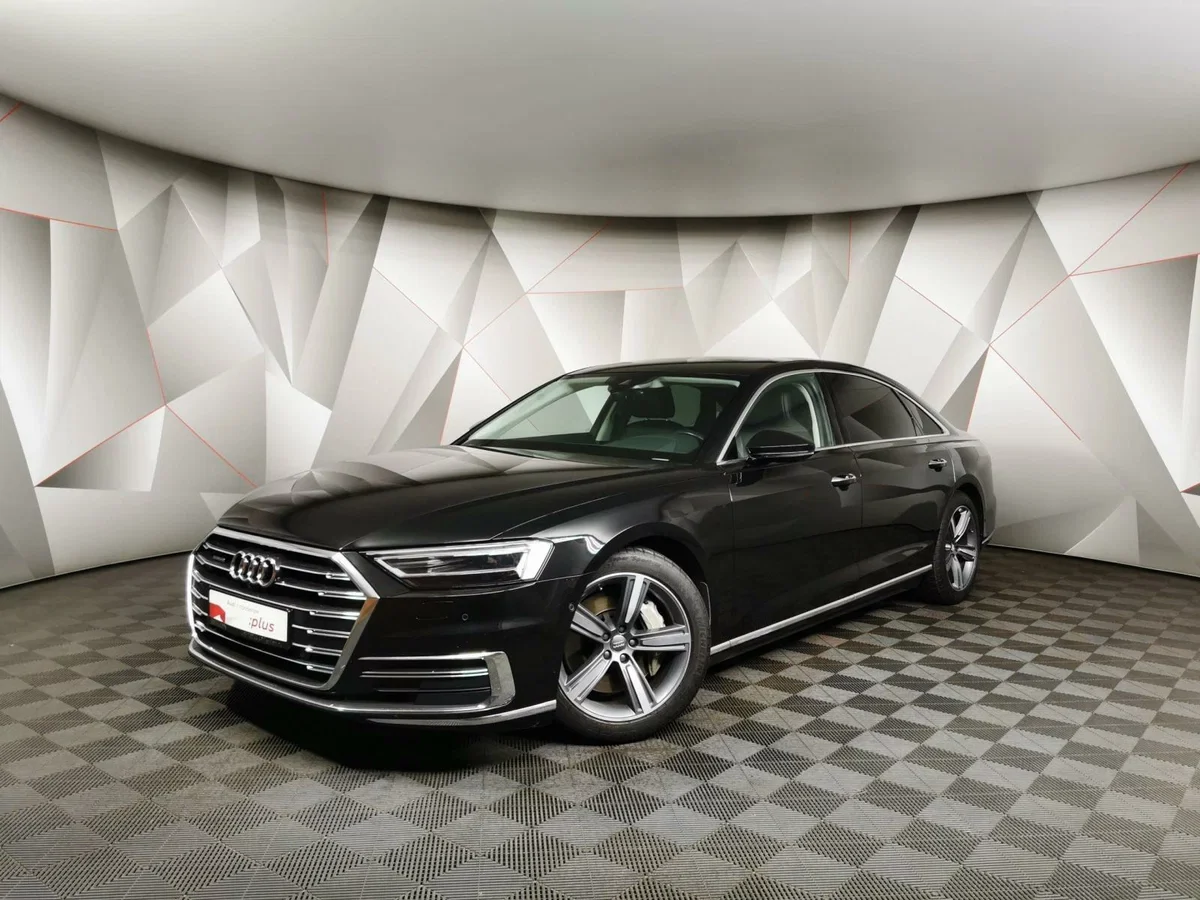 Внешний вид автомобиля — AUDI S8