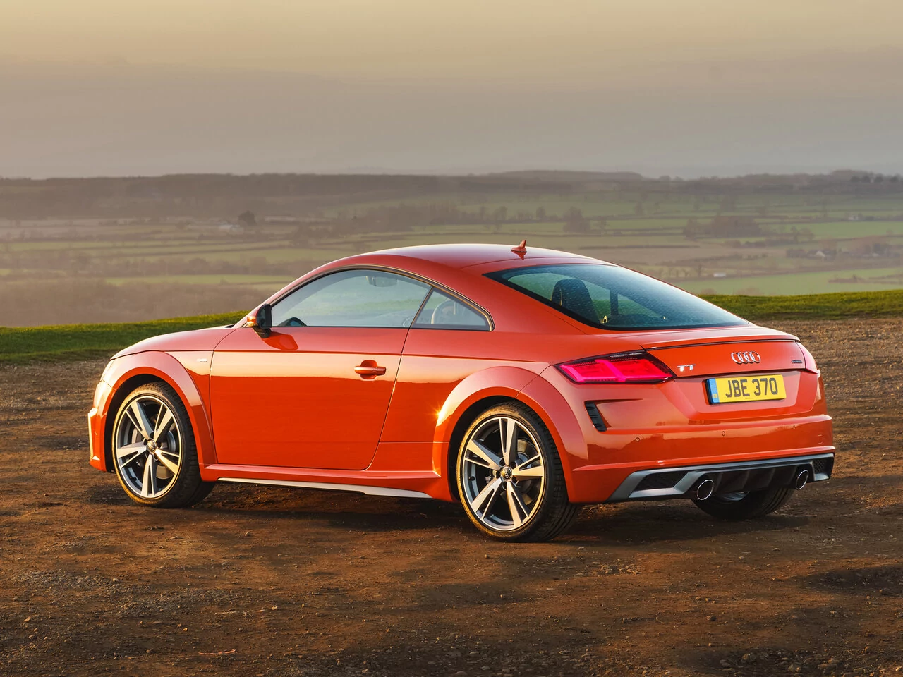 Внешний вид автомобиля — AUDI TT