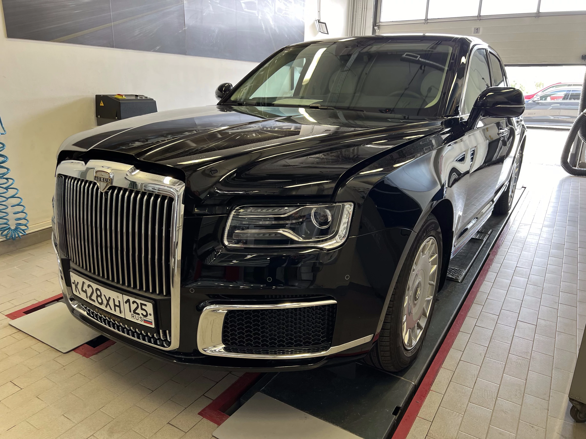 Внешний вид автомобиля — AURUS SENAT