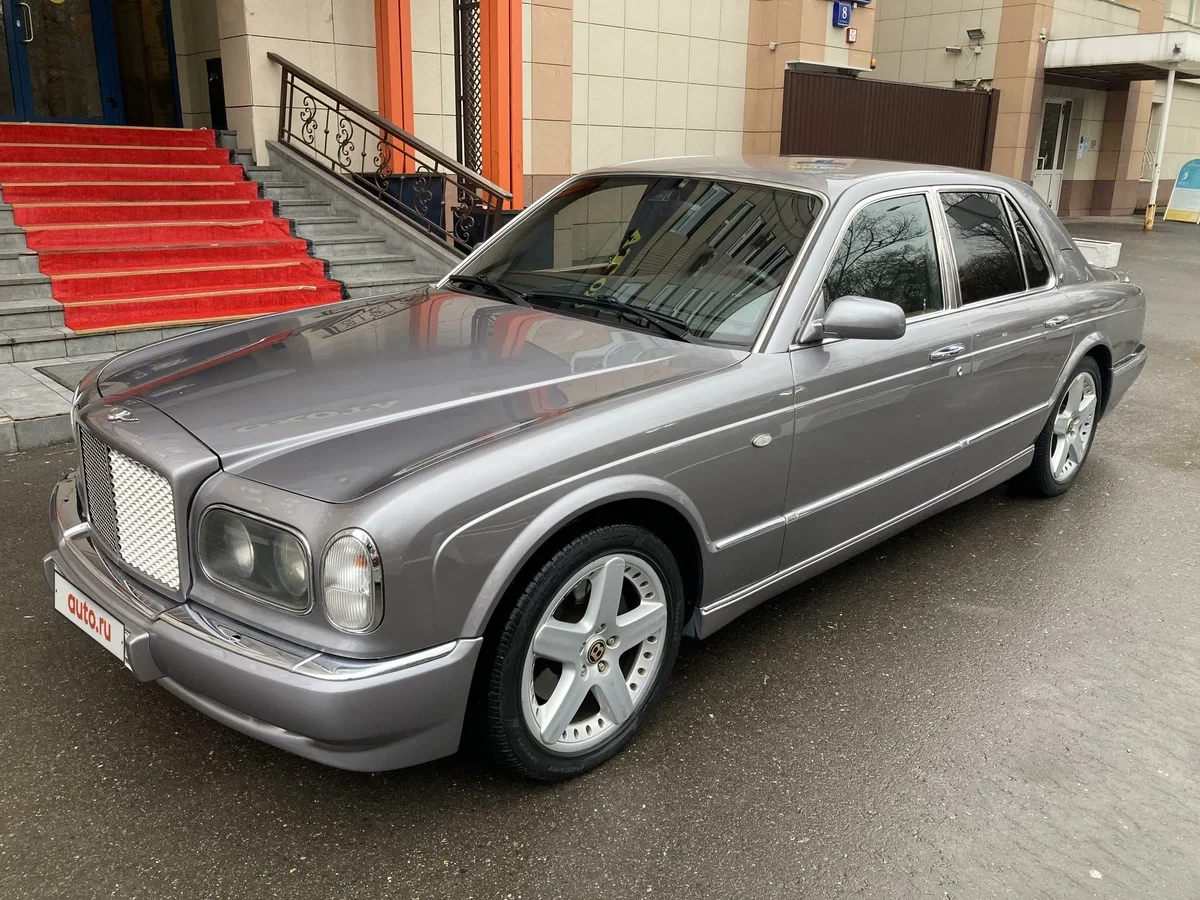 Внешний вид автомобиля — BENTLEY ARNAGE