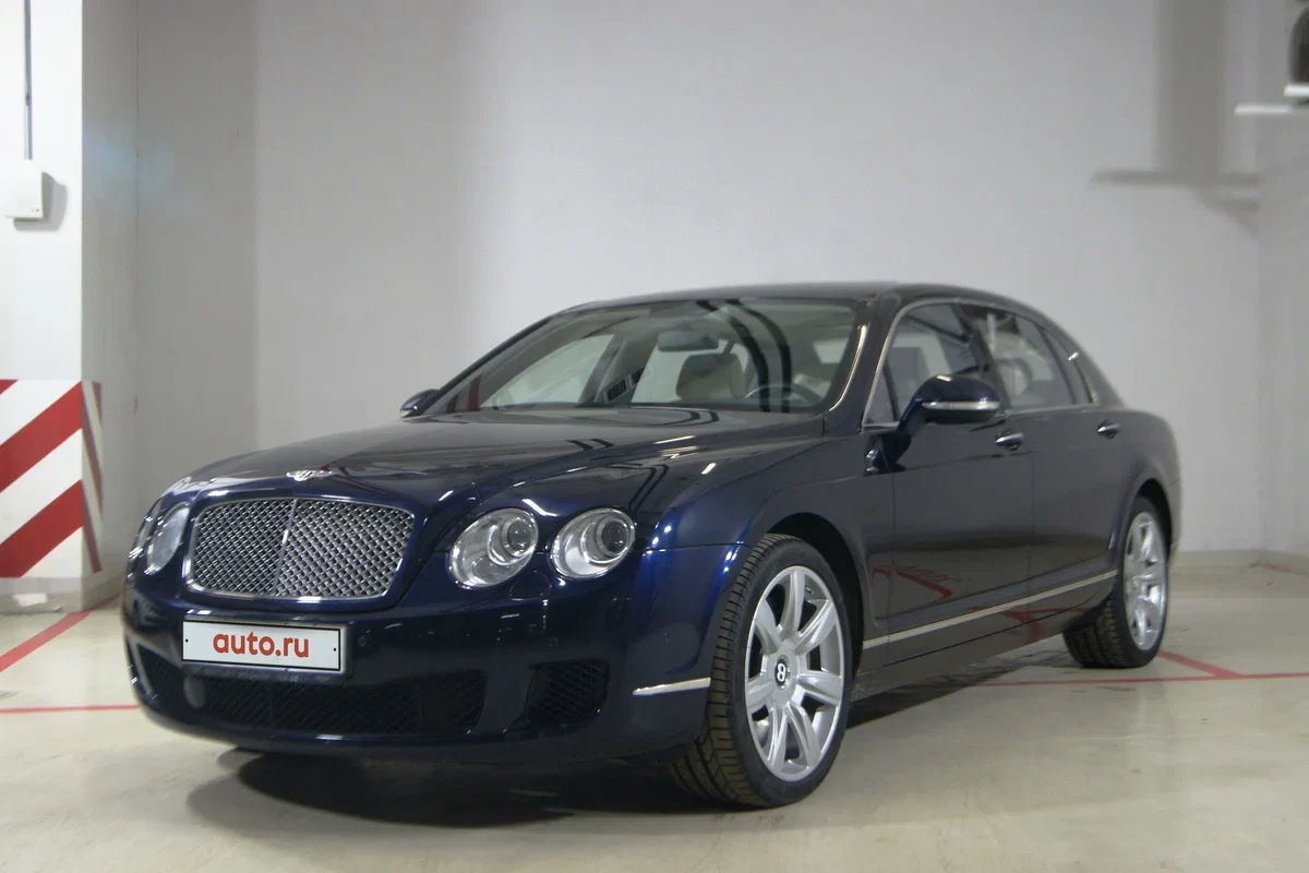 Внешний вид автомобиля — BENTLEY CONTINENTAL FLYING SPUR