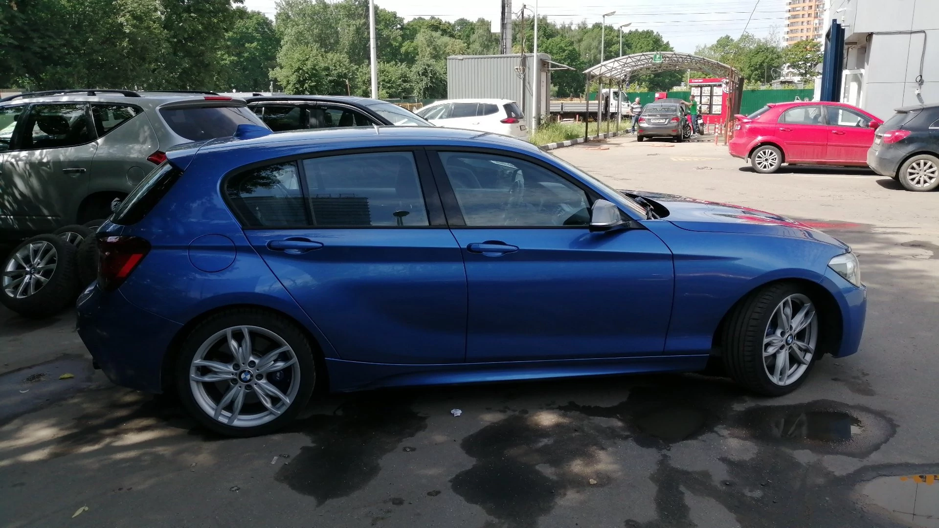 Внешний вид автомобиля — BMW 1 SERIES
