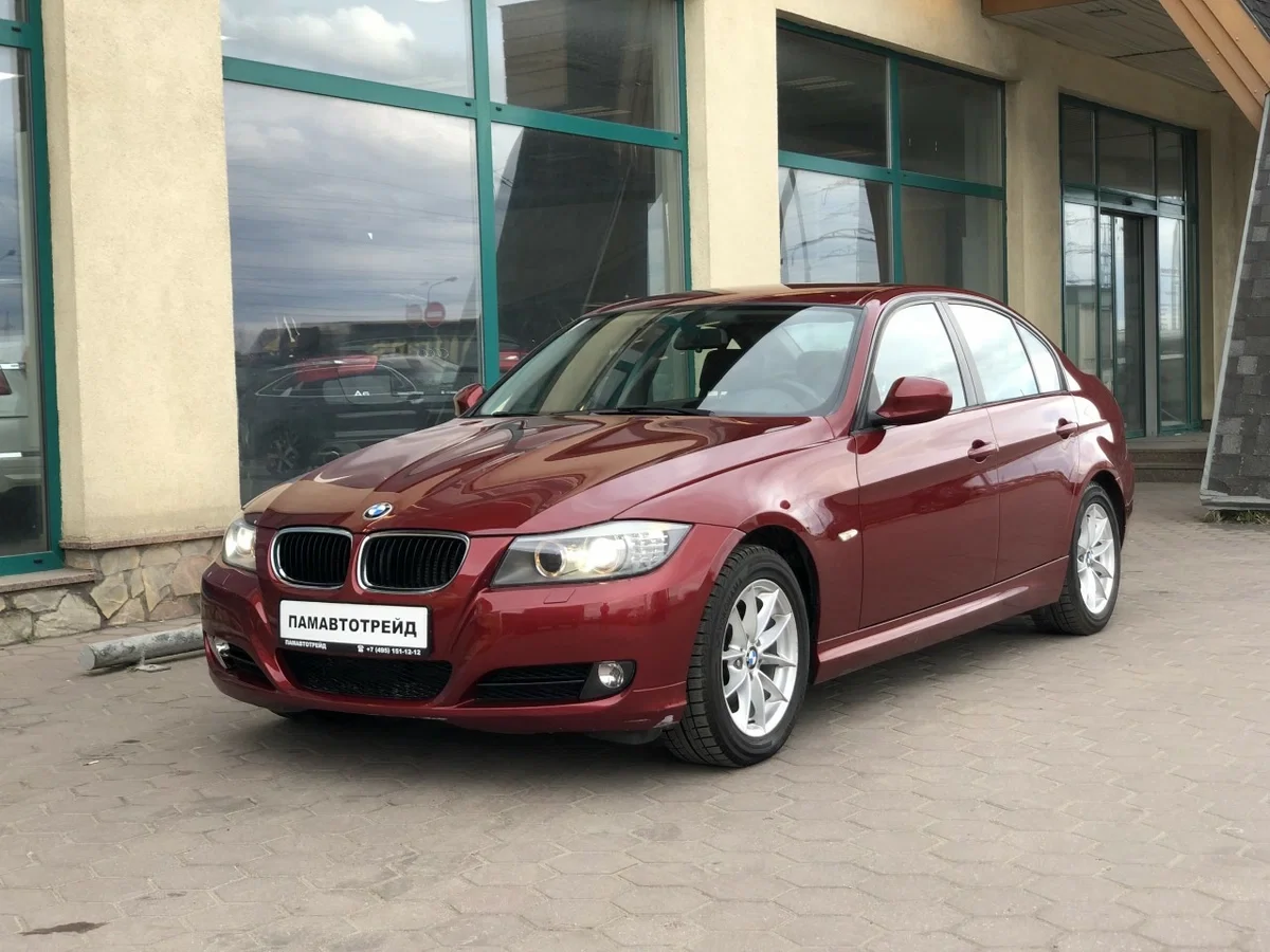 Внешний вид автомобиля — BMW 3 SERIES