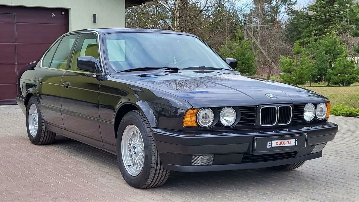 Внешний вид автомобиля — BMW 5 SERIES