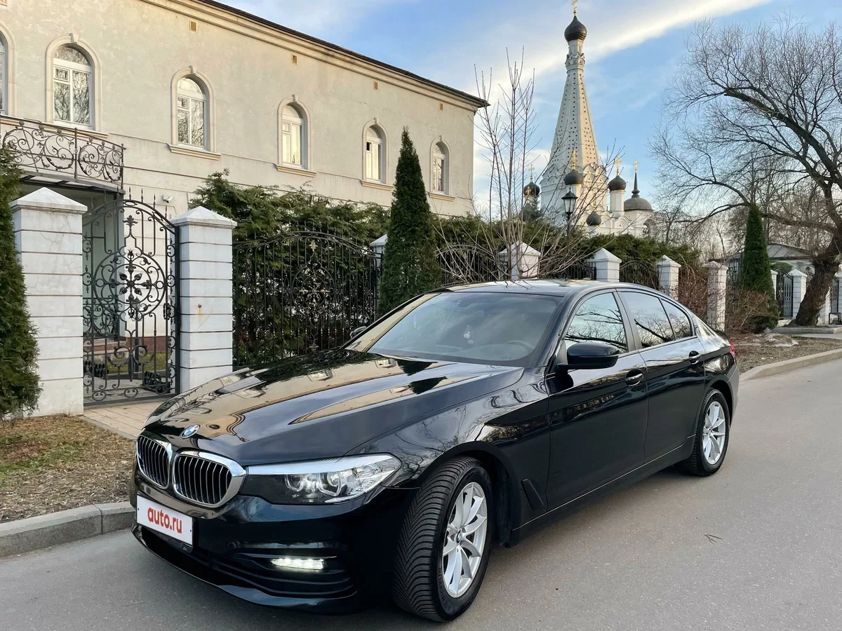 Внешний вид автомобиля — BMW 5 SERIES