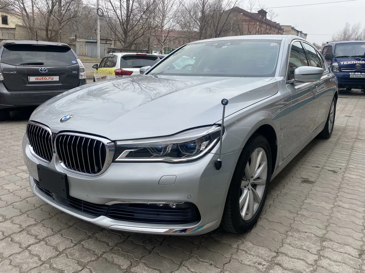 Внешний вид автомобиля — BMW 7 SERIES