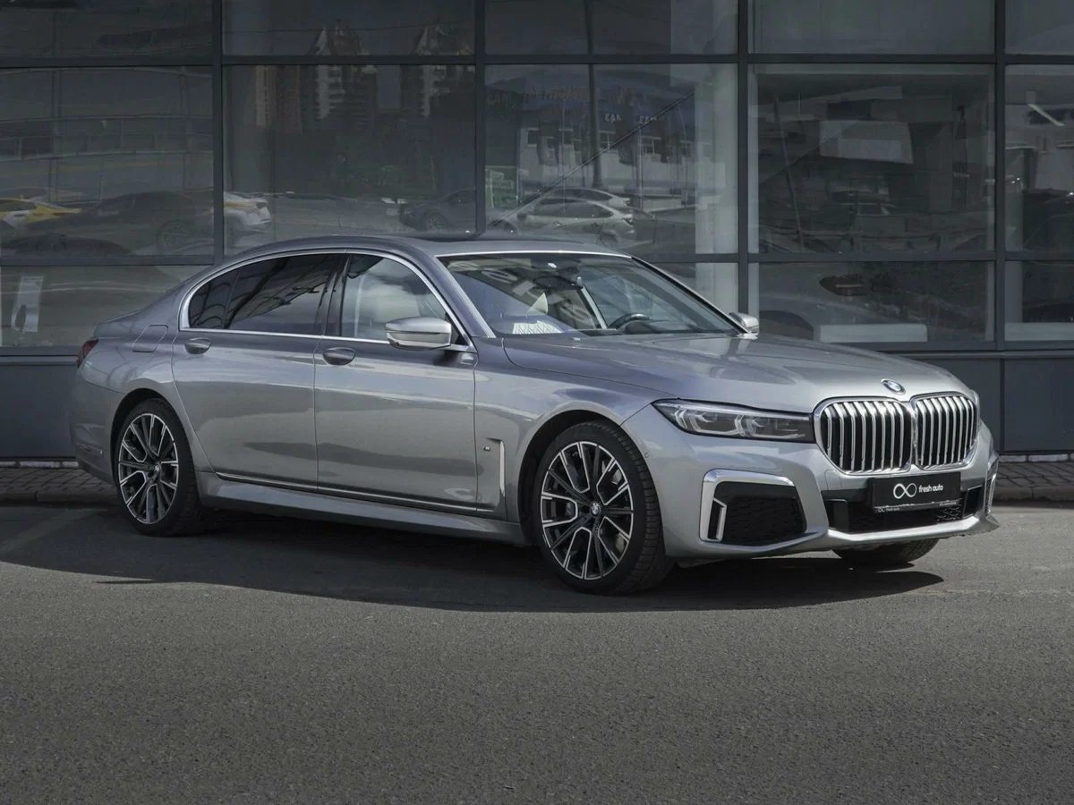 Внешний вид автомобиля — BMW 7 SERIES