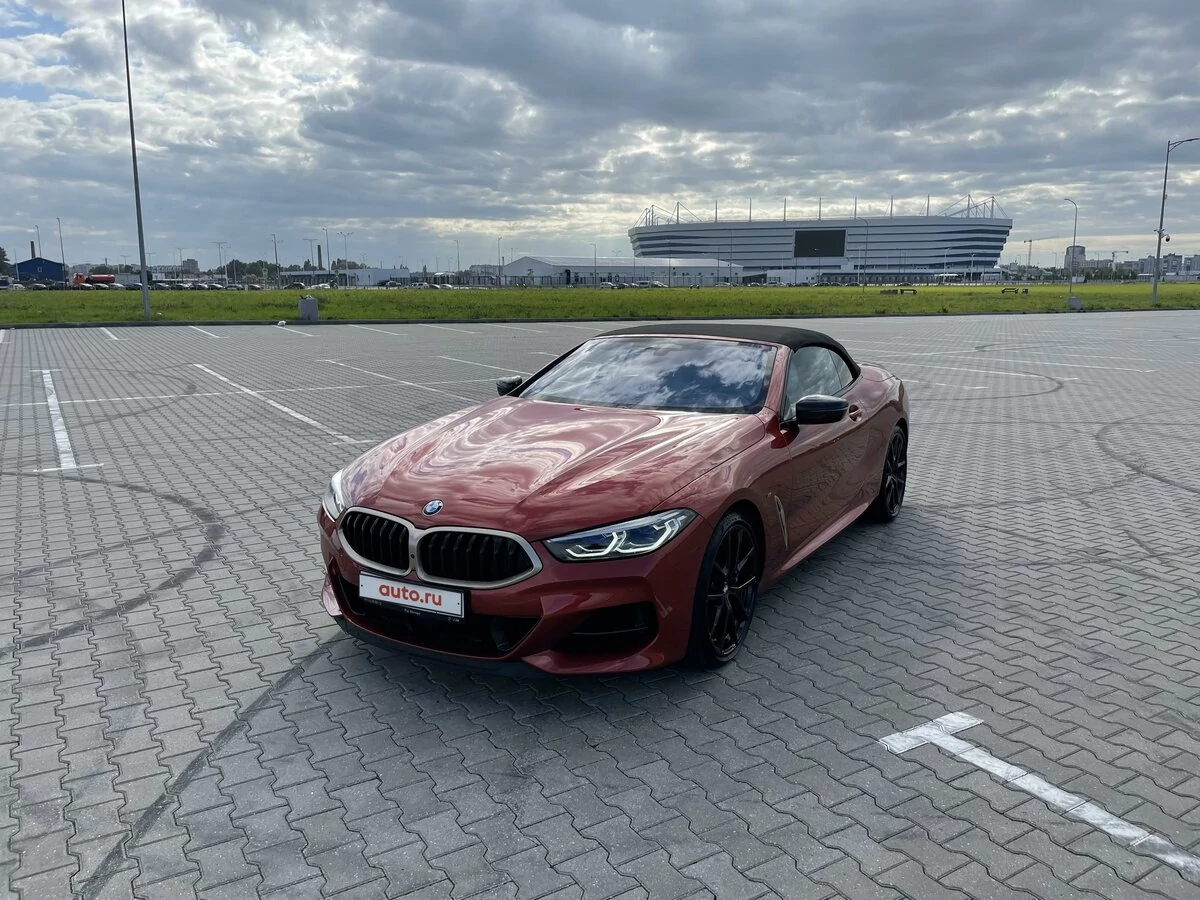 Внешний вид автомобиля — BMW 8 SERIES