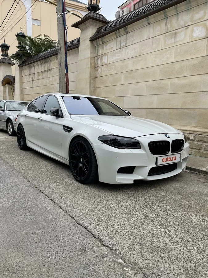 Внешний вид автомобиля — BMW M5