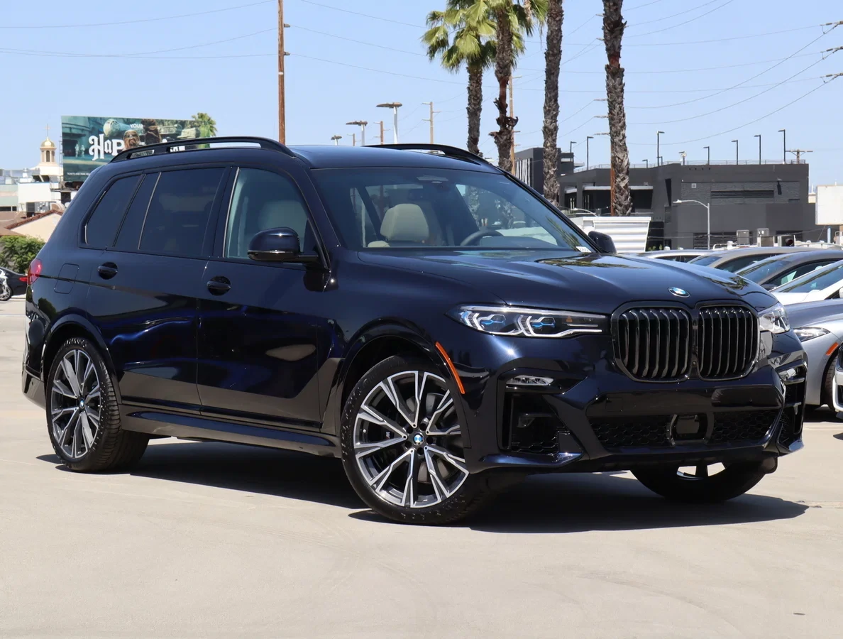 Внешний вид автомобиля — BMW X7