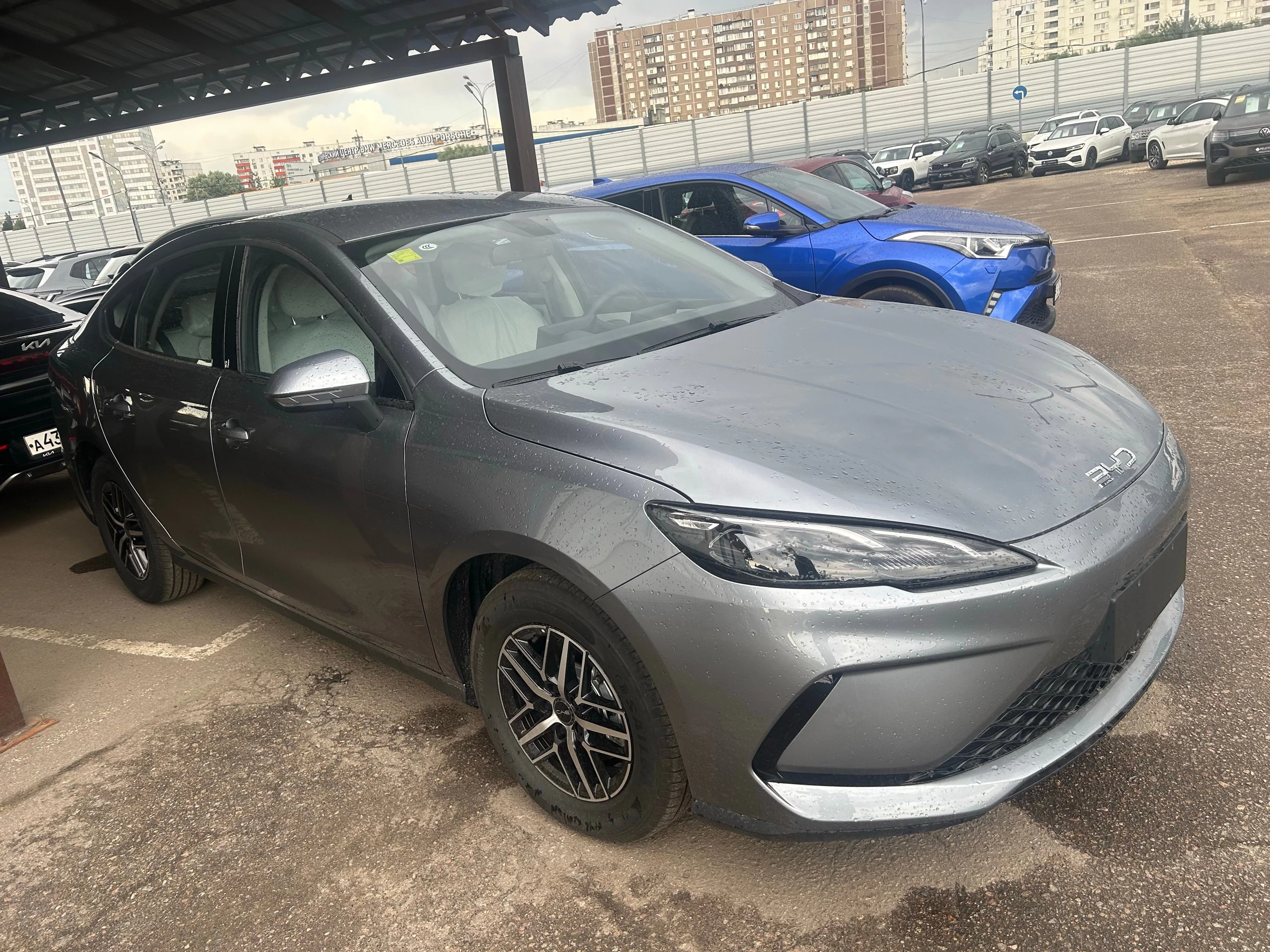 Внешний вид автомобиля — BYD Seal 05