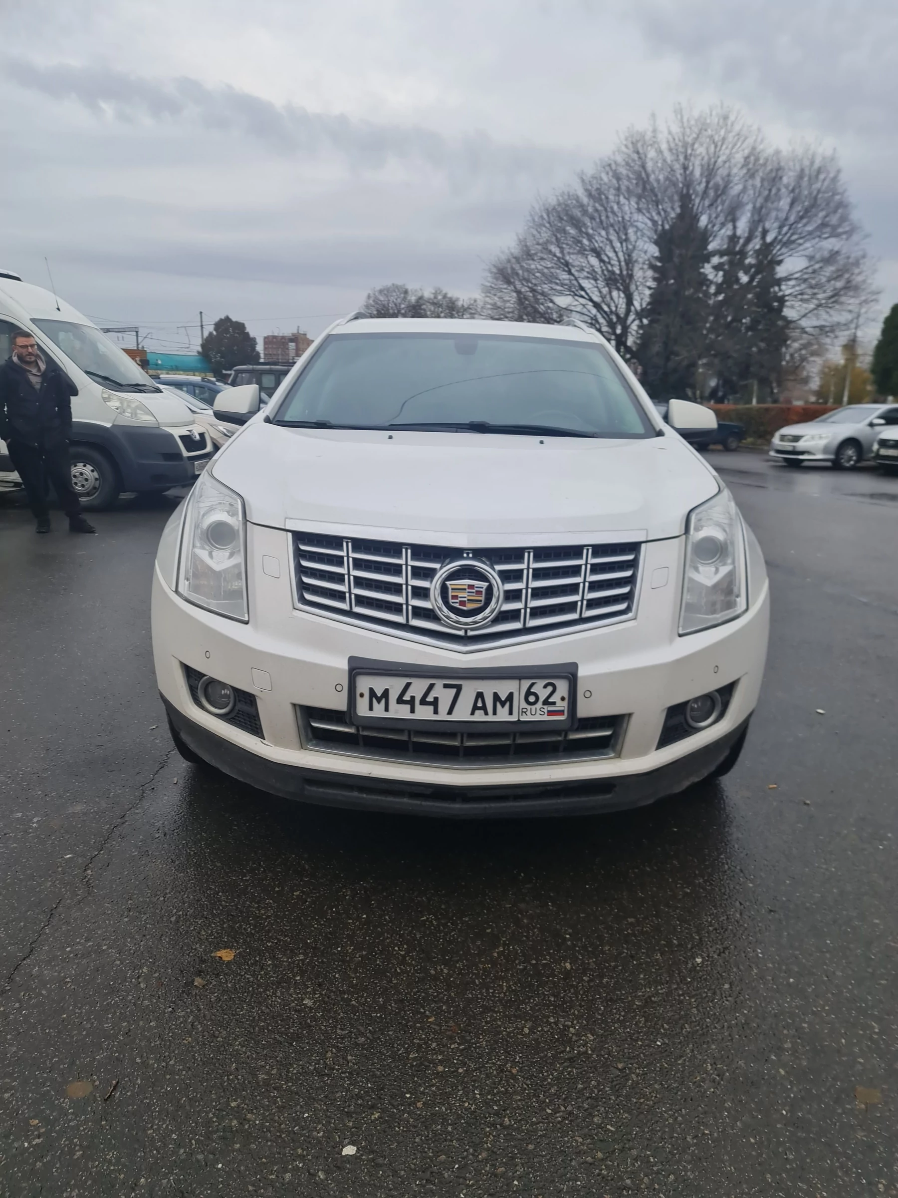 Внешний вид автомобиля — CADILLAC SRX