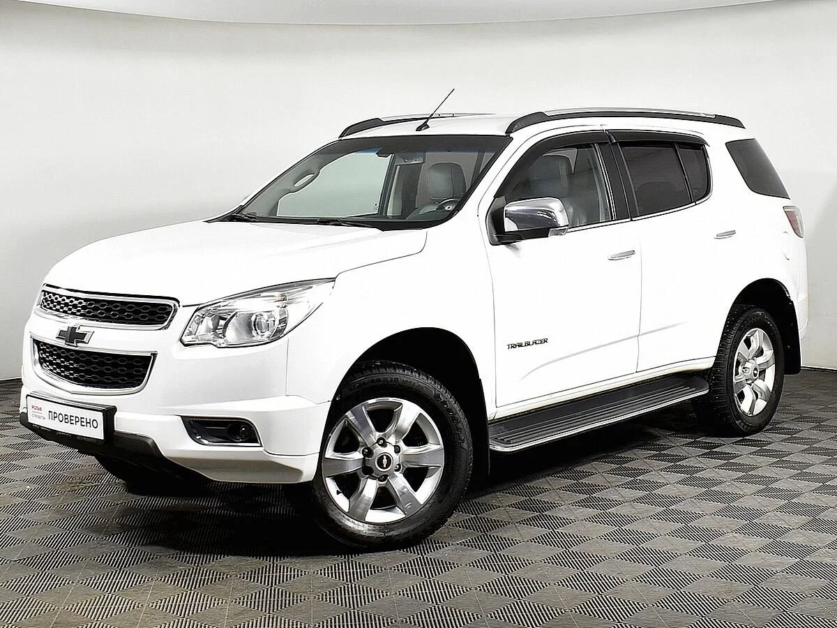 Внешний вид автомобиля — CHEVROLET TRAILBLAZER