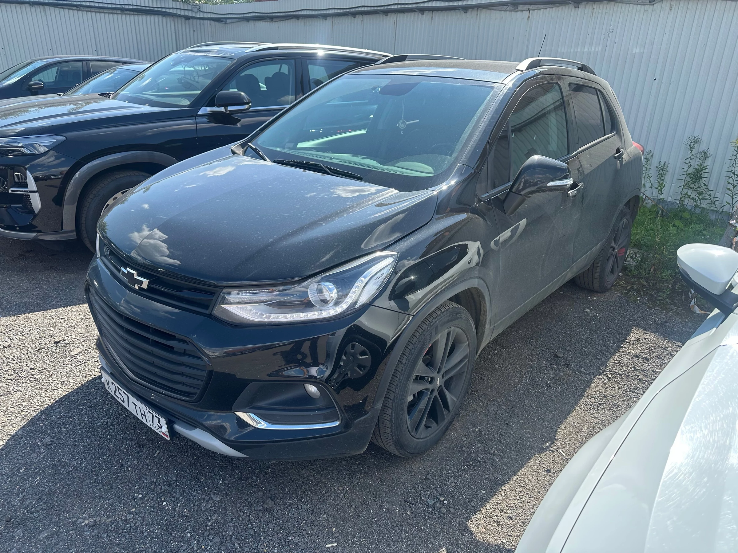 Внешний вид автомобиля — CHEVROLET Trax