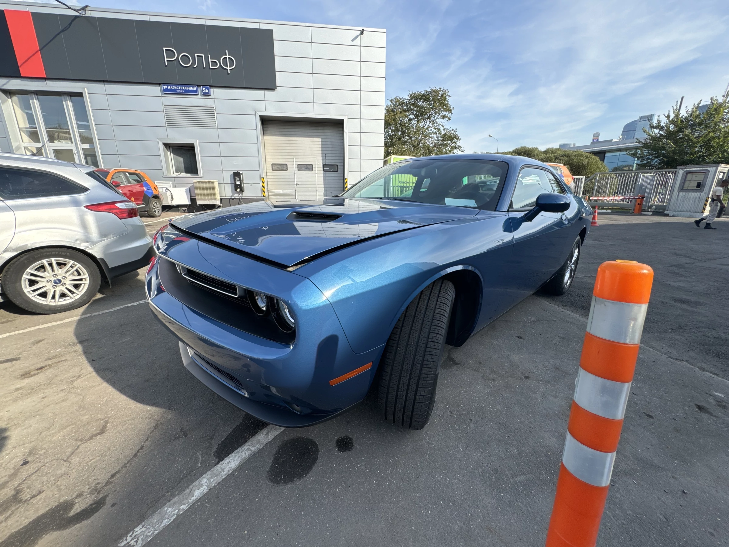 Внешний вид автомобиля — DODGE CHALLENGER