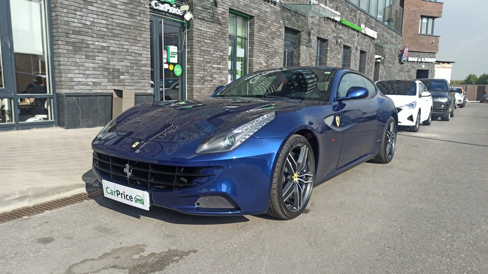 Внешний вид автомобиля — FERRARI FF