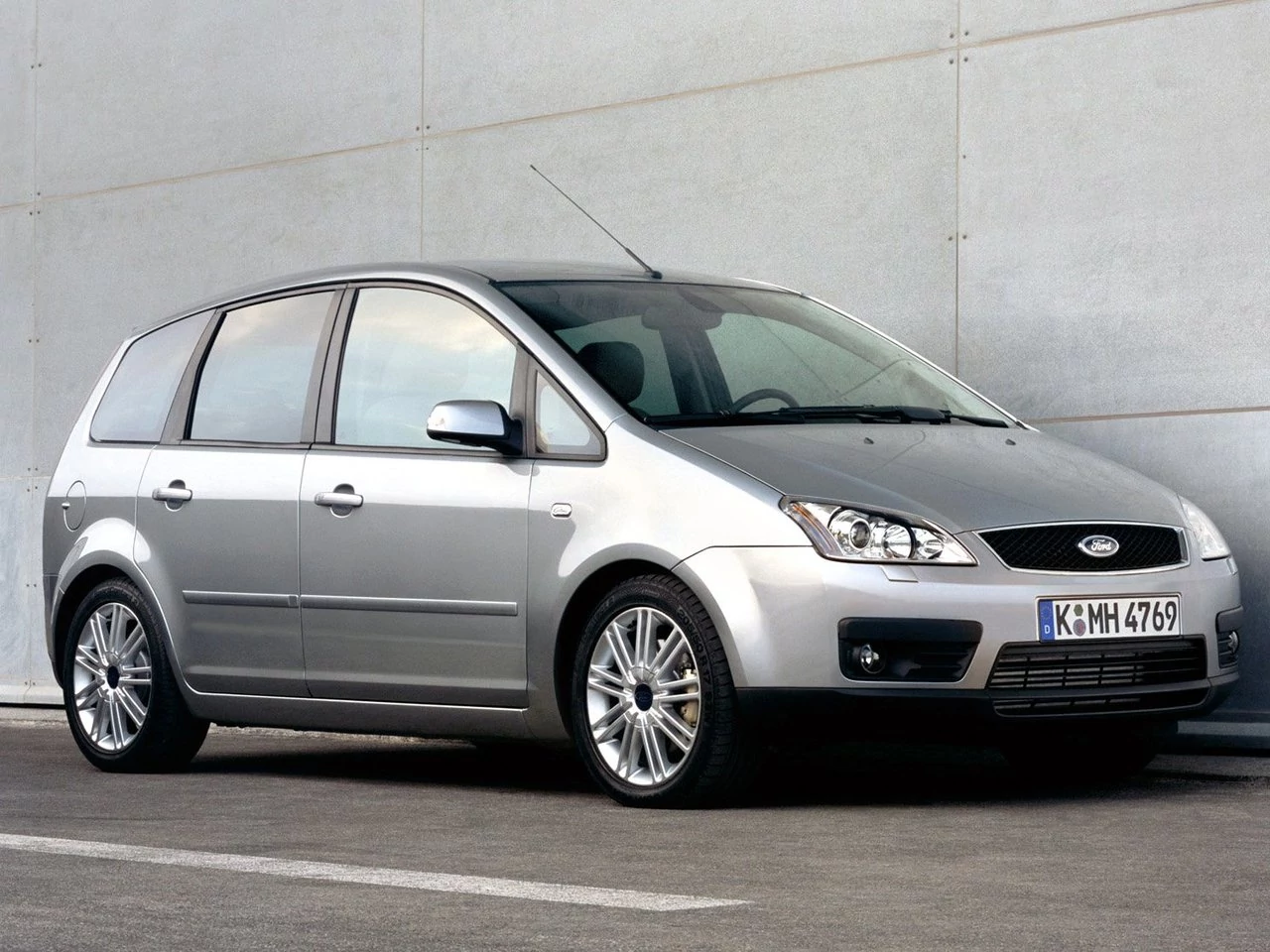 Внешний вид автомобиля — FORD C-MAX