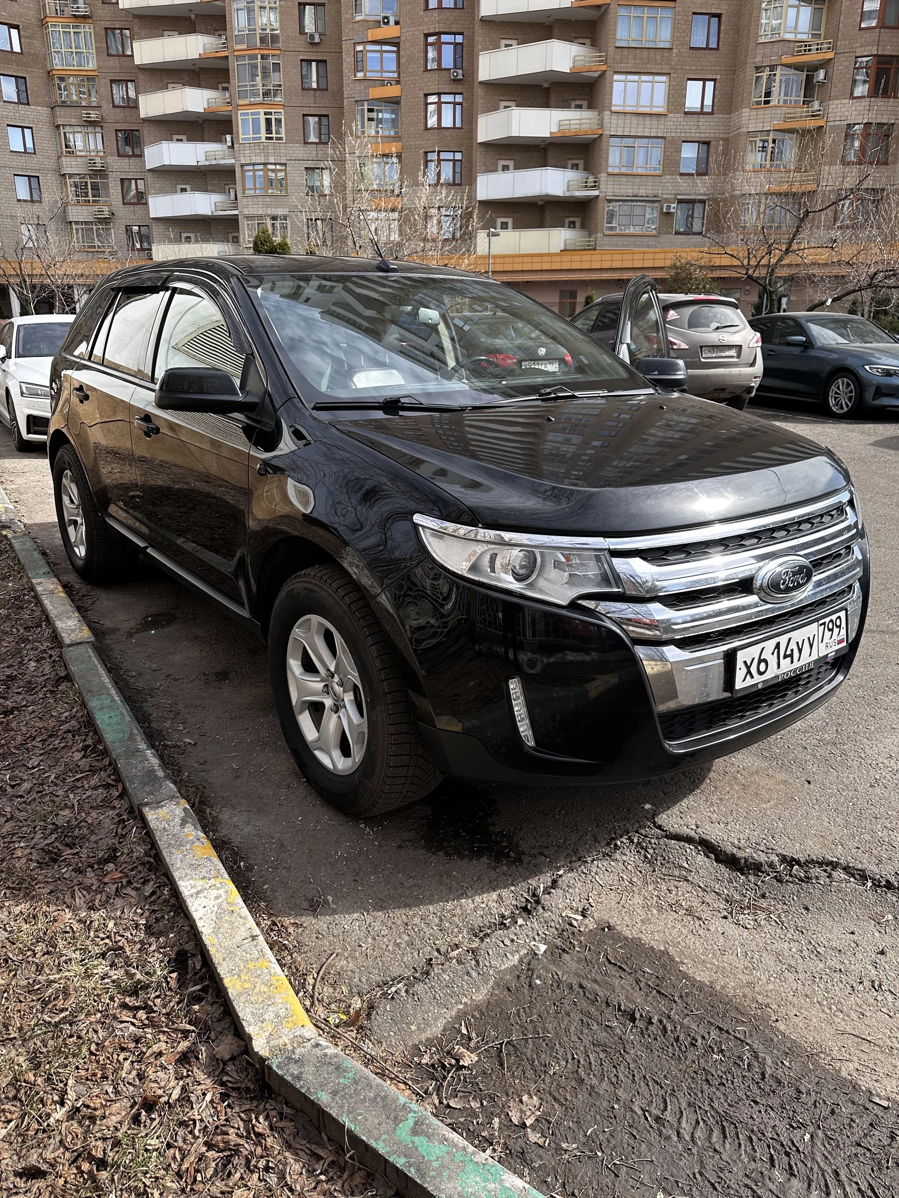 Внешний вид автомобиля — FORD EDGE