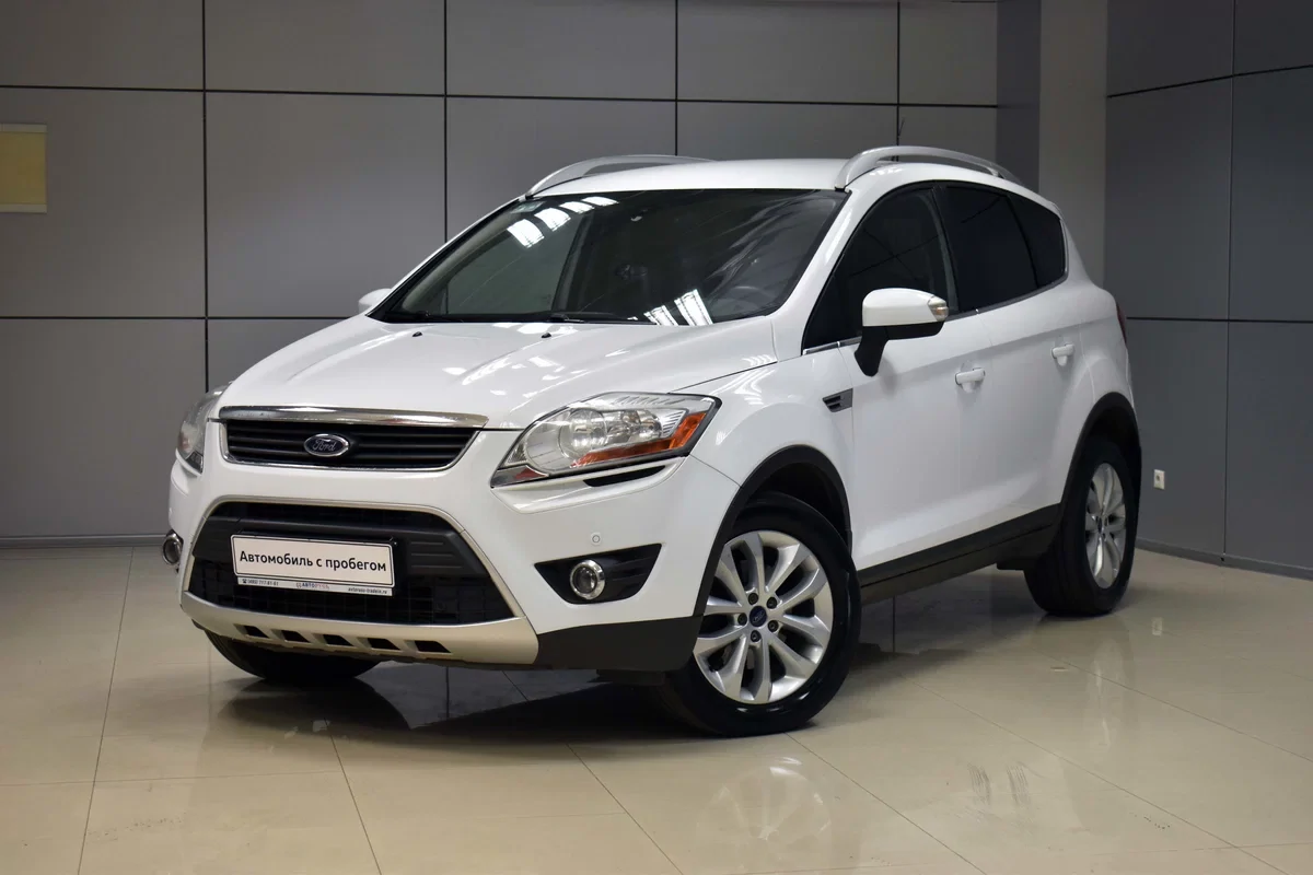 Внешний вид автомобиля — FORD KUGA