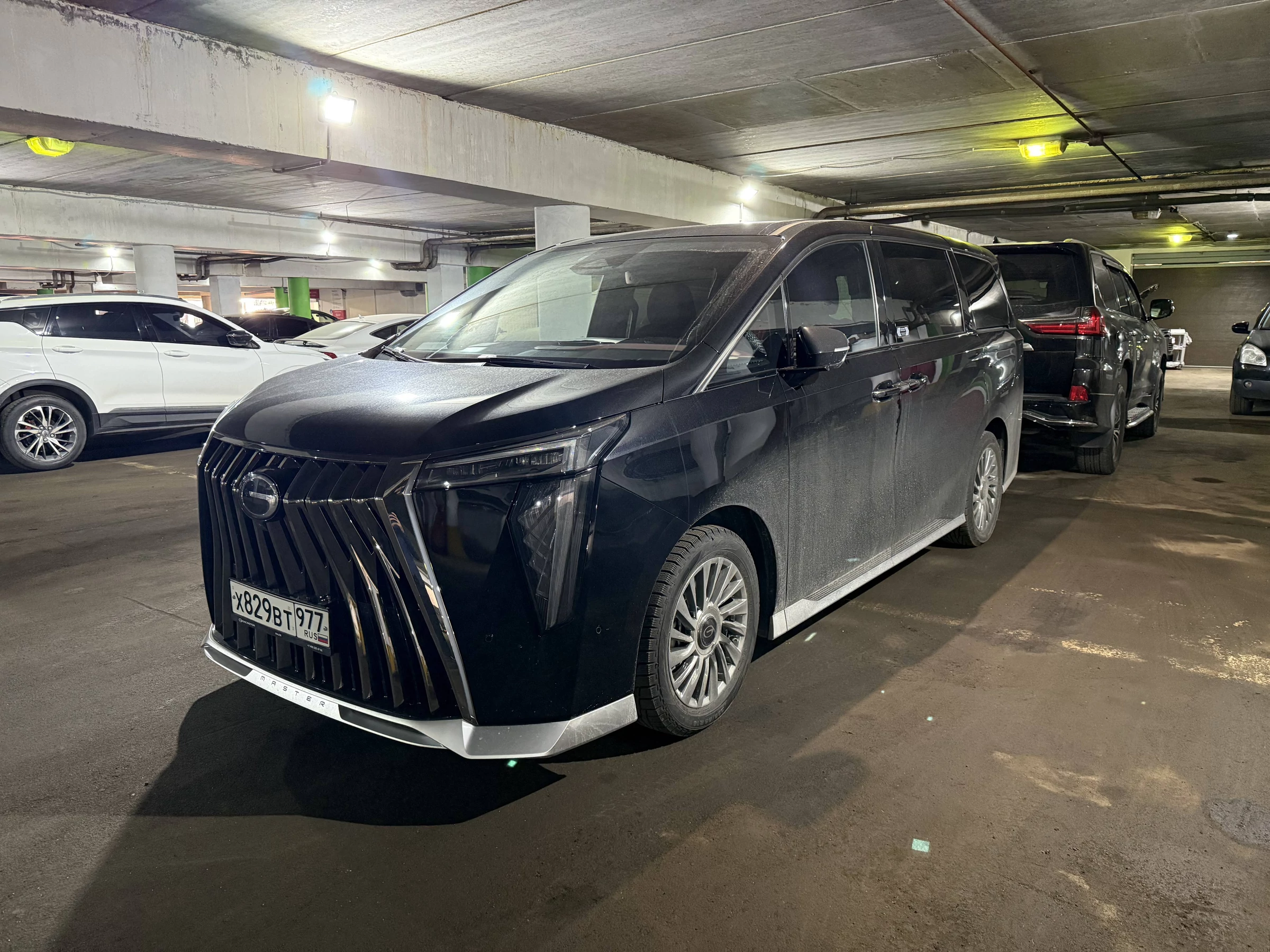 Внешний вид автомобиля — GAC M8
