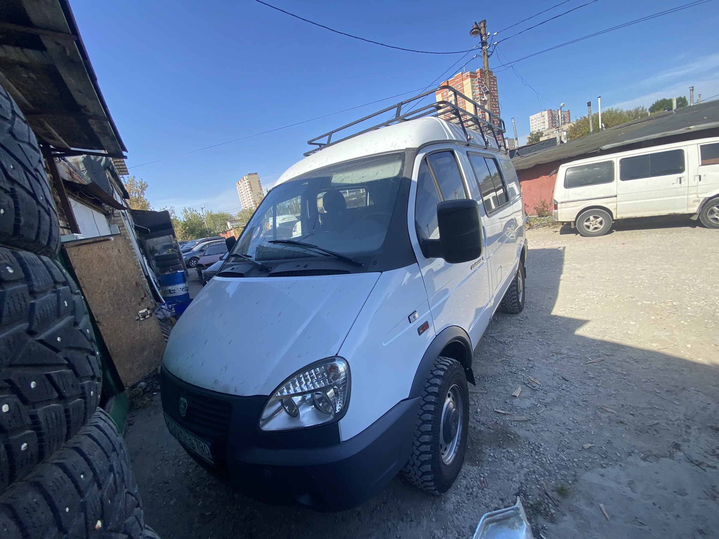 Внешний вид автомобиля — GAZ 2752