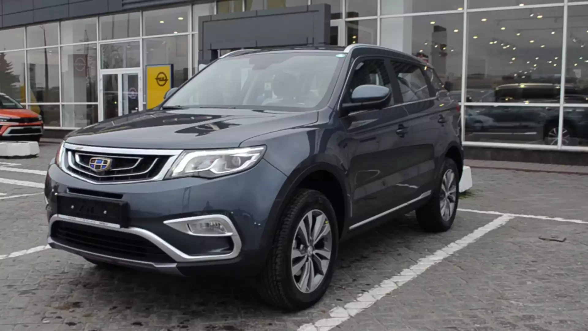 Внешний вид автомобиля — GEELY ATLAS