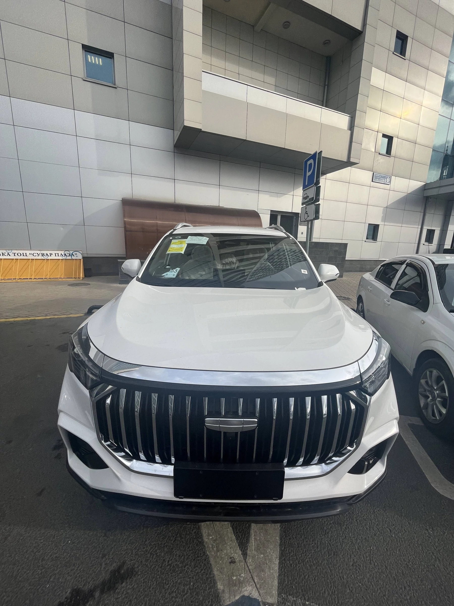 Внешний вид автомобиля — GEELY Okavango