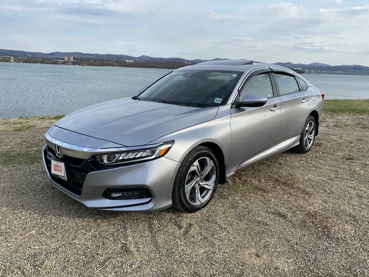 Внешний вид автомобиля — HONDA ACCORD