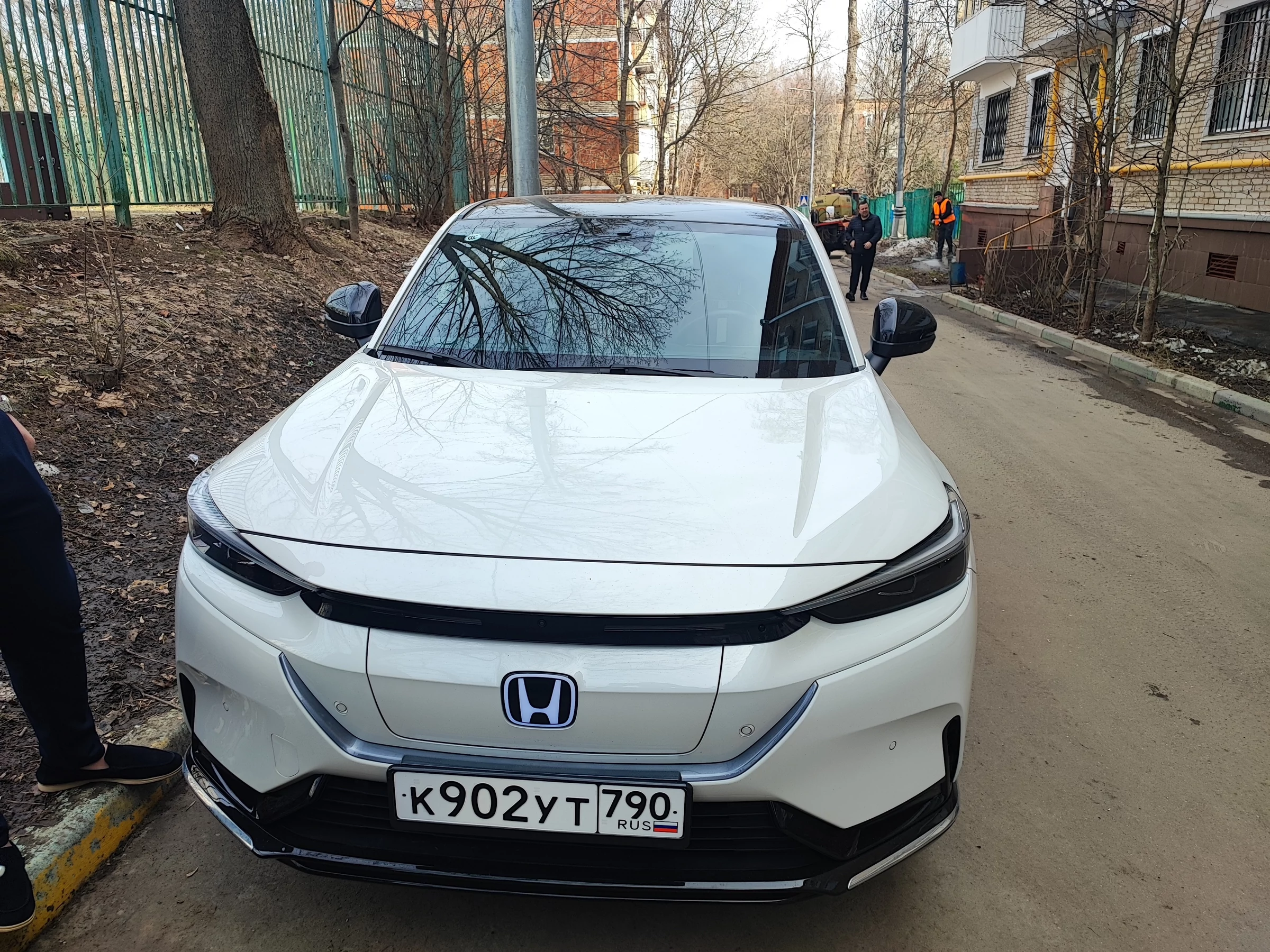 Внешний вид автомобиля — HONDA E NS1