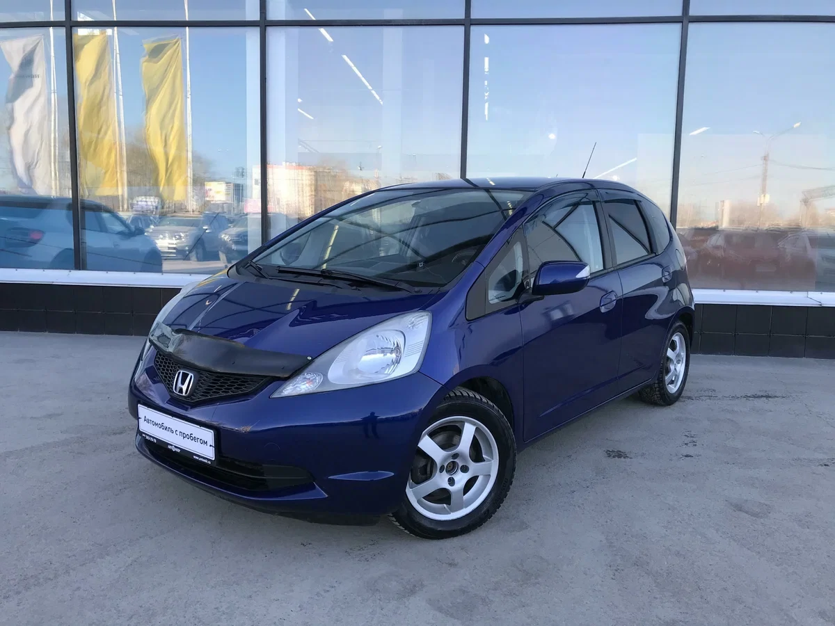 Внешний вид автомобиля — HONDA JAZZ