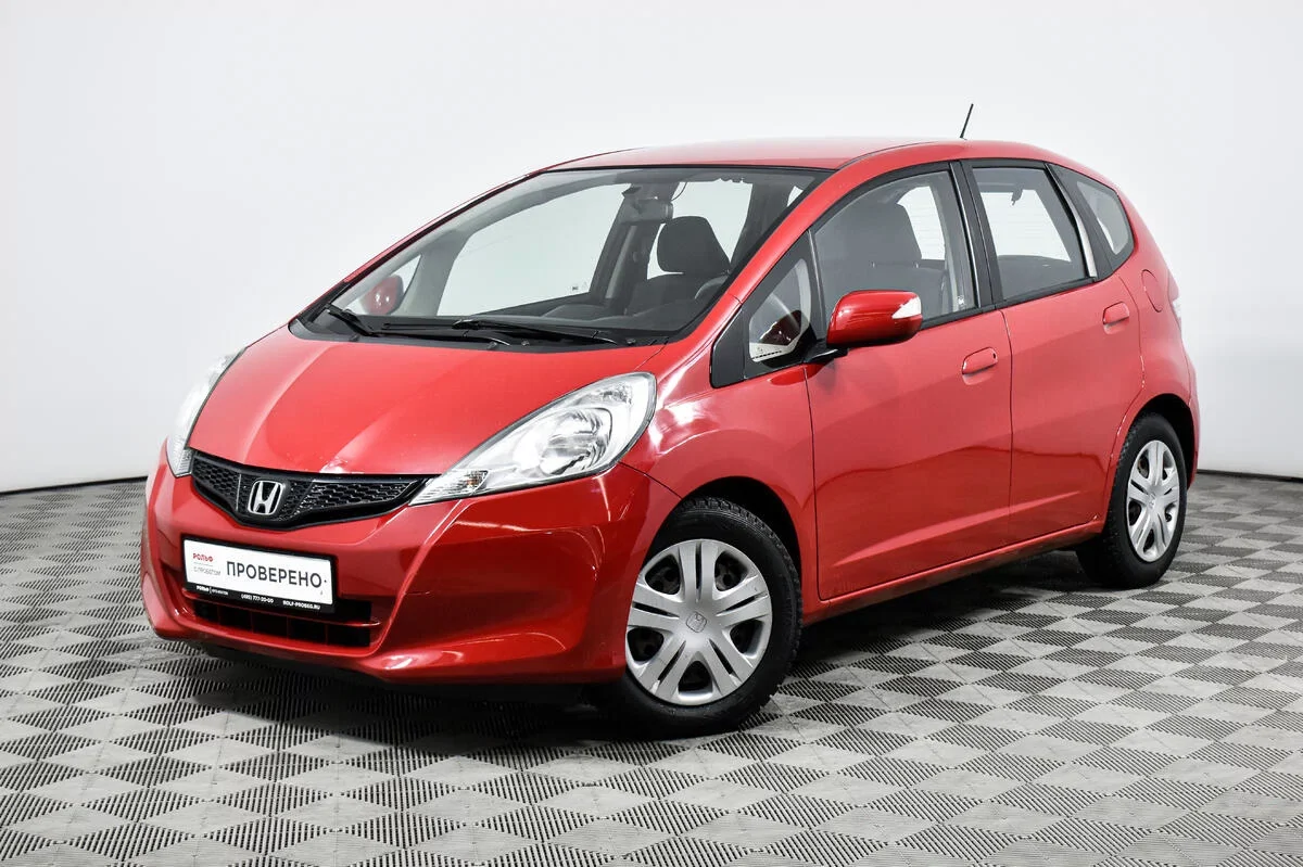 Внешний вид автомобиля — HONDA JAZZ