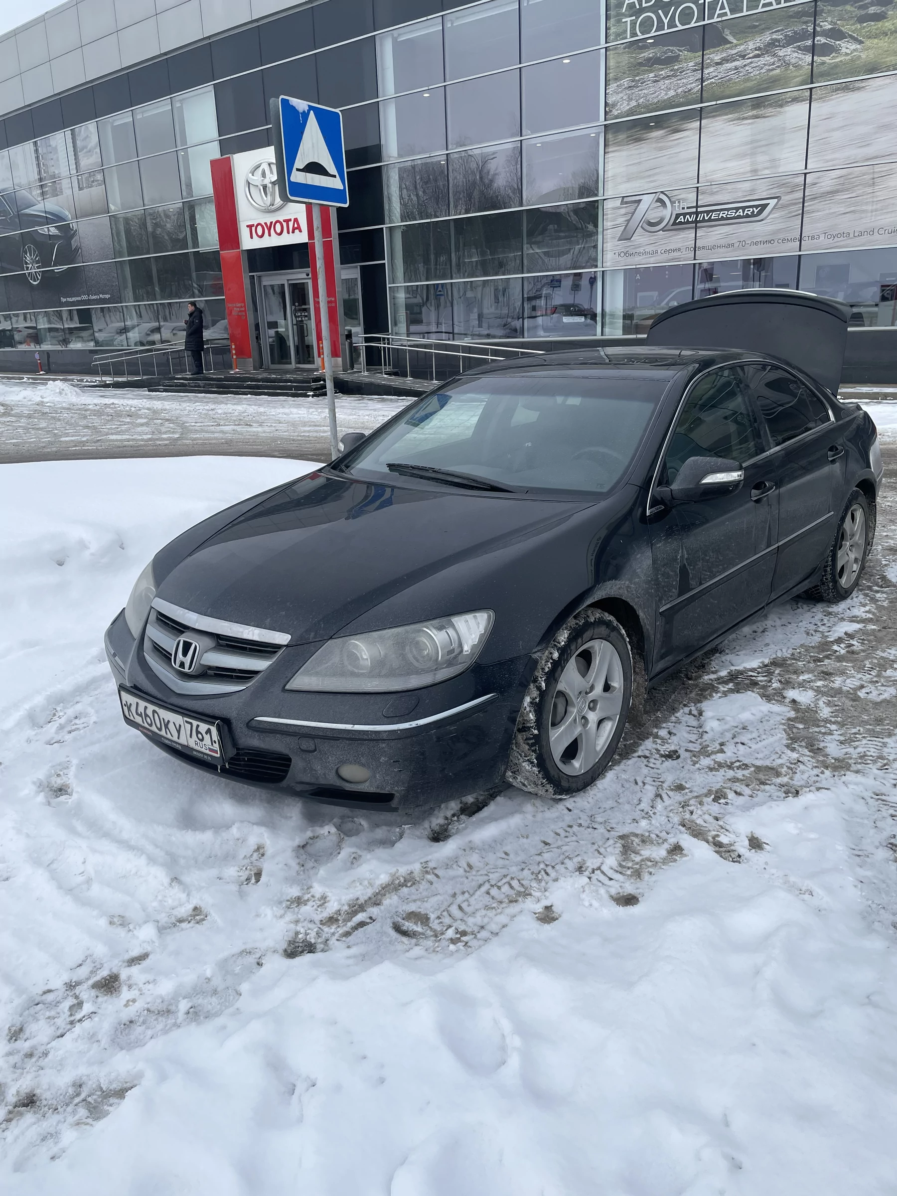 Внешний вид автомобиля — HONDA Legend