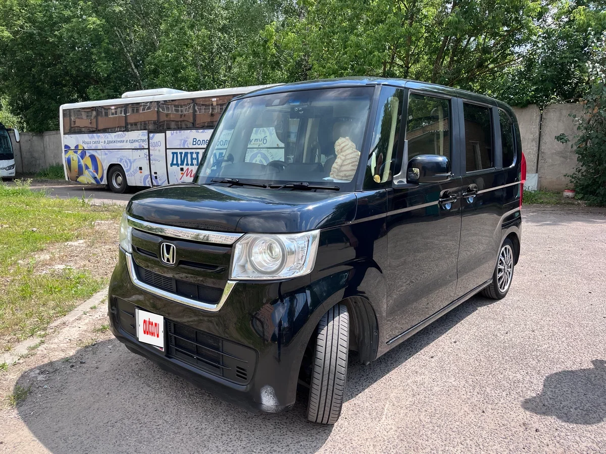 Внешний вид автомобиля — HONDA N Box