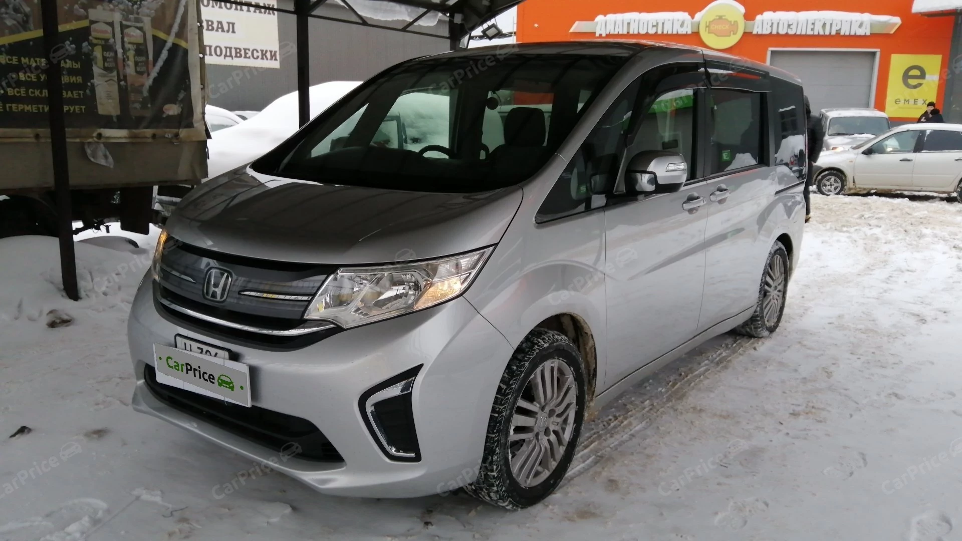Внешний вид автомобиля — HONDA STEPWGN