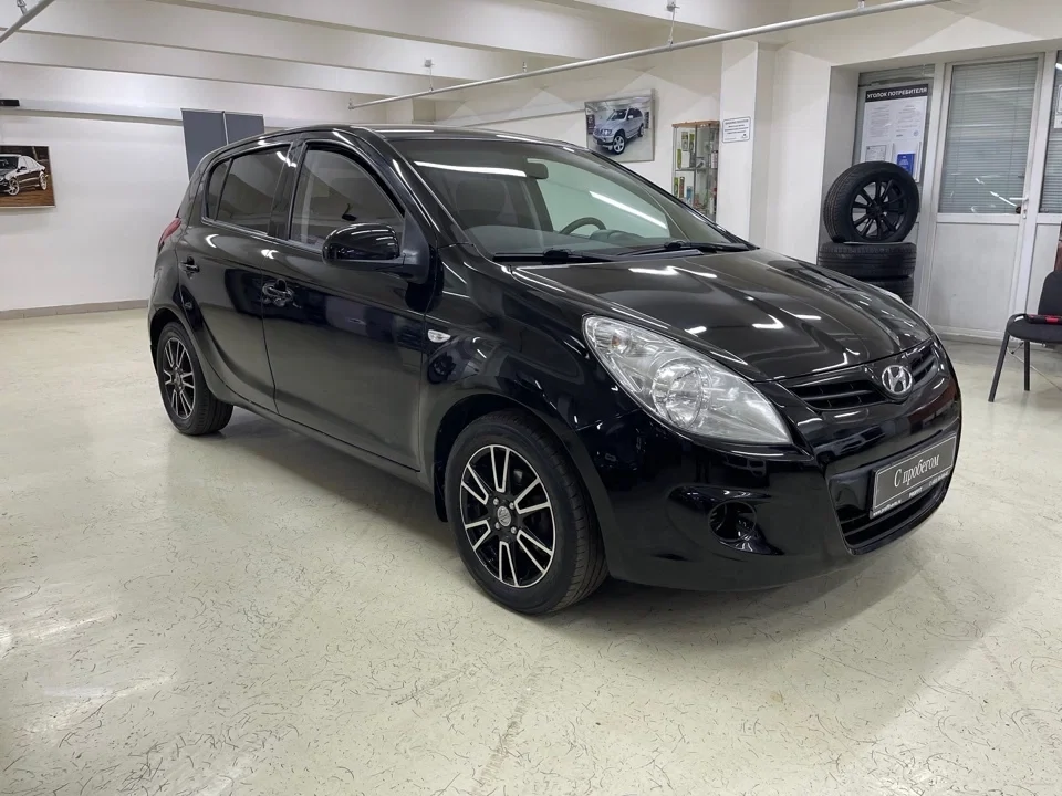 Внешний вид автомобиля — HYUNDAI I20