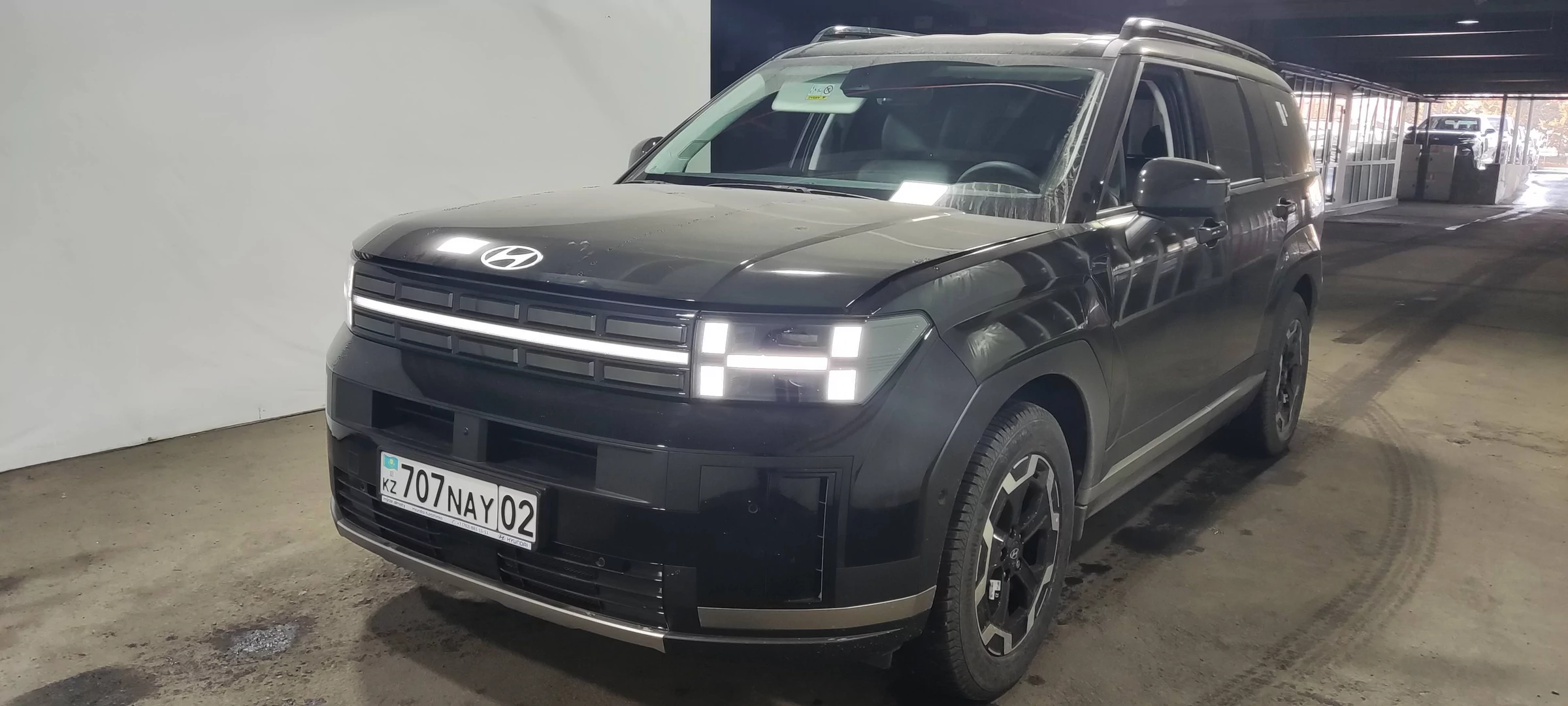 Внешний вид автомобиля — HYUNDAI SANTA FE