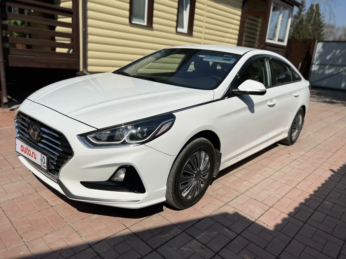Внешний вид автомобиля — HYUNDAI SONATA