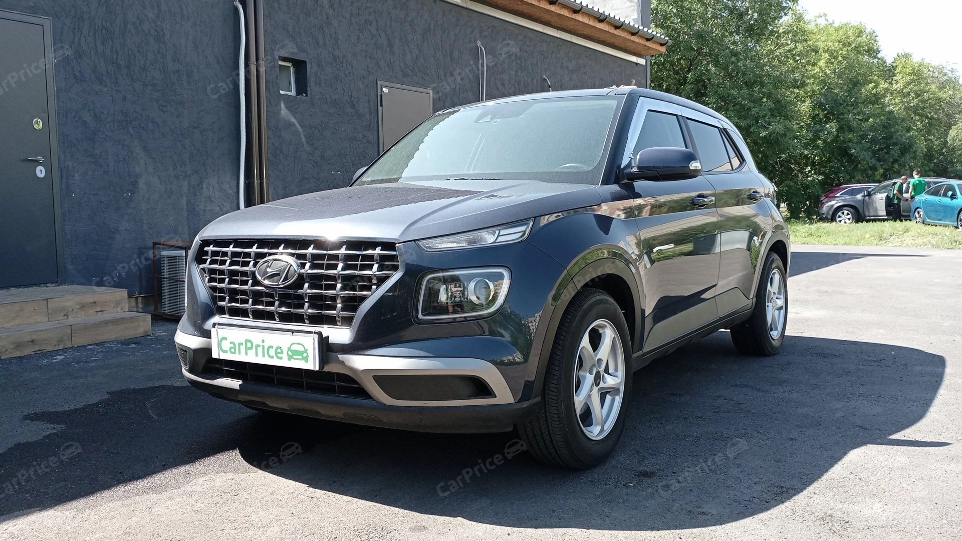 Внешний вид автомобиля — HYUNDAI VENUE