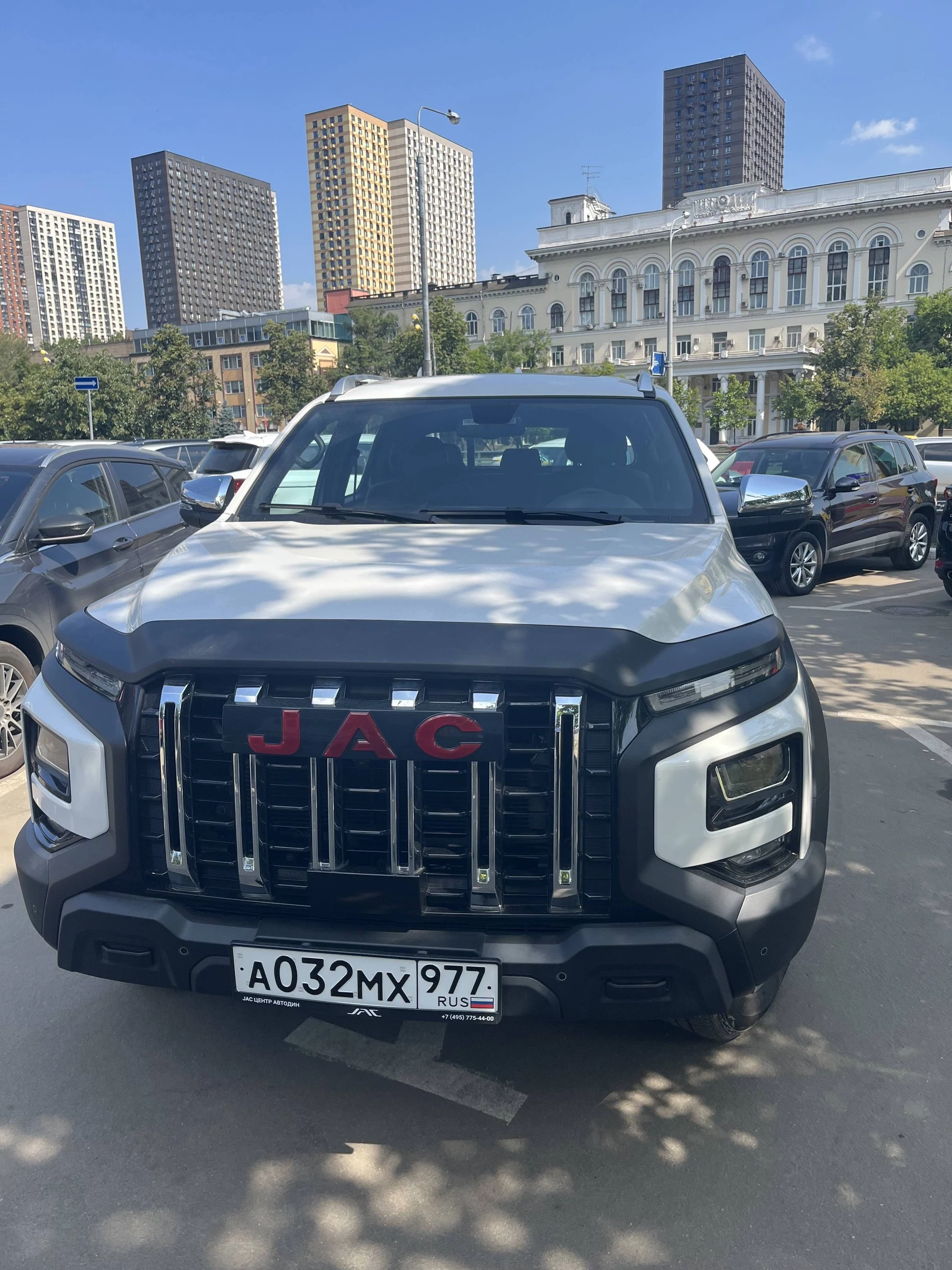 Внешний вид автомобиля — JAC T9