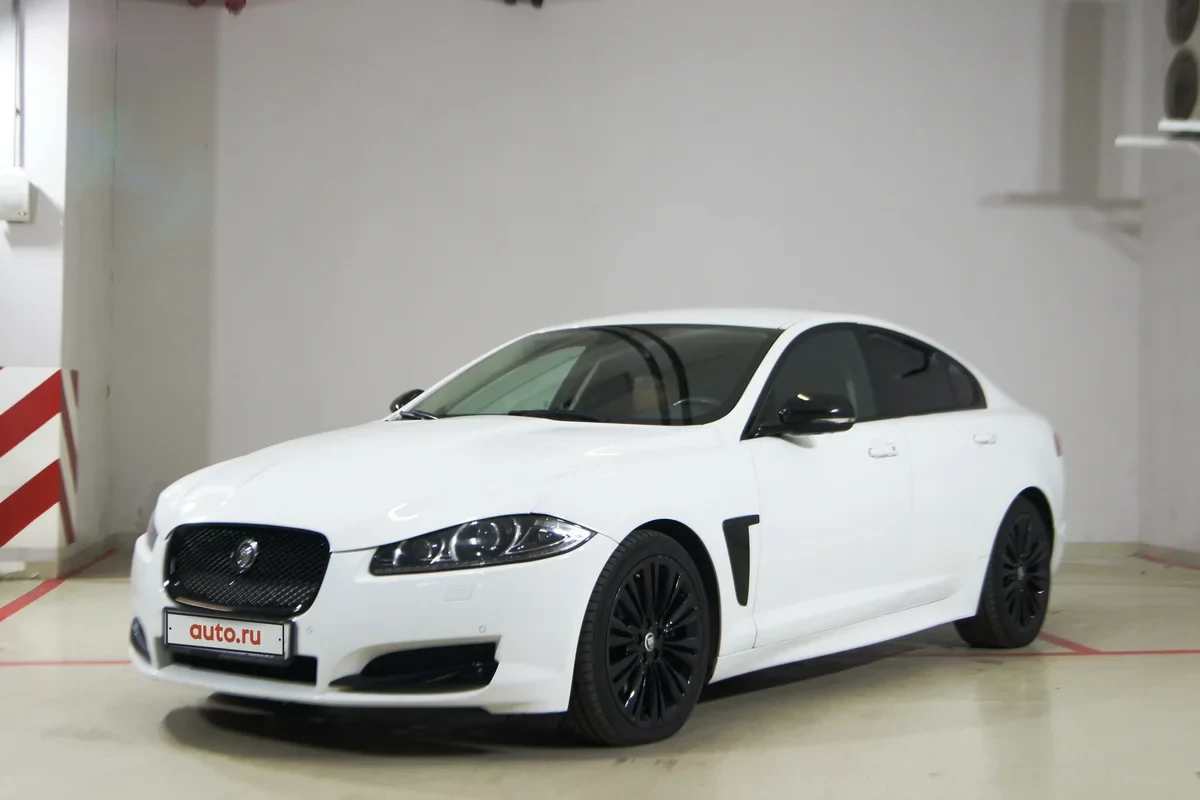 Внешний вид автомобиля — JAGUAR XF